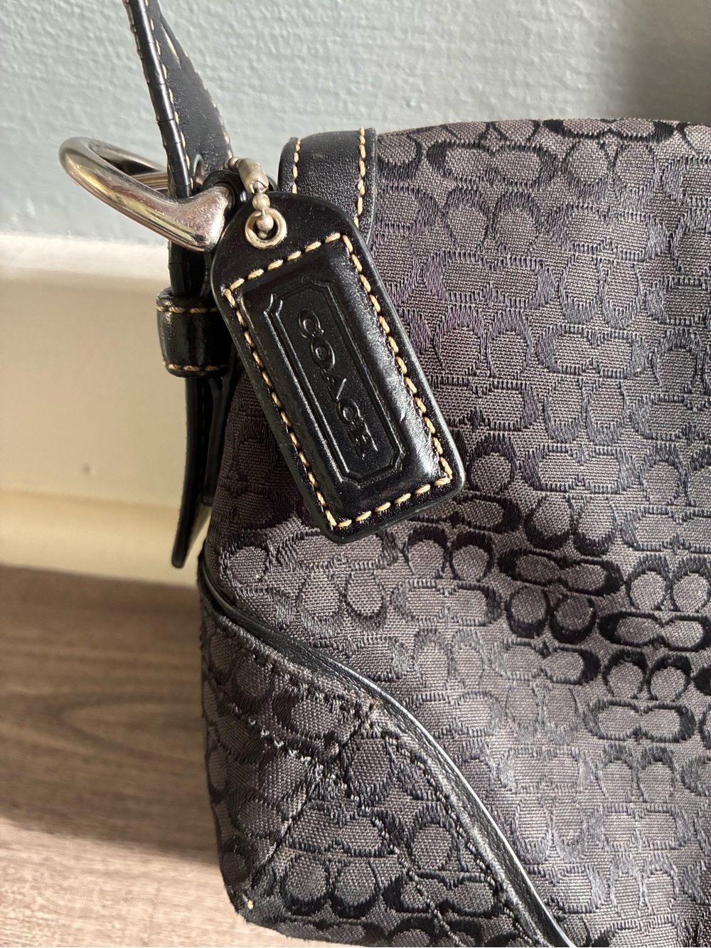 vintage Y2K black signature jacquard Coach Soho Flap Bag (Style 1463) - Picture 7 of 10